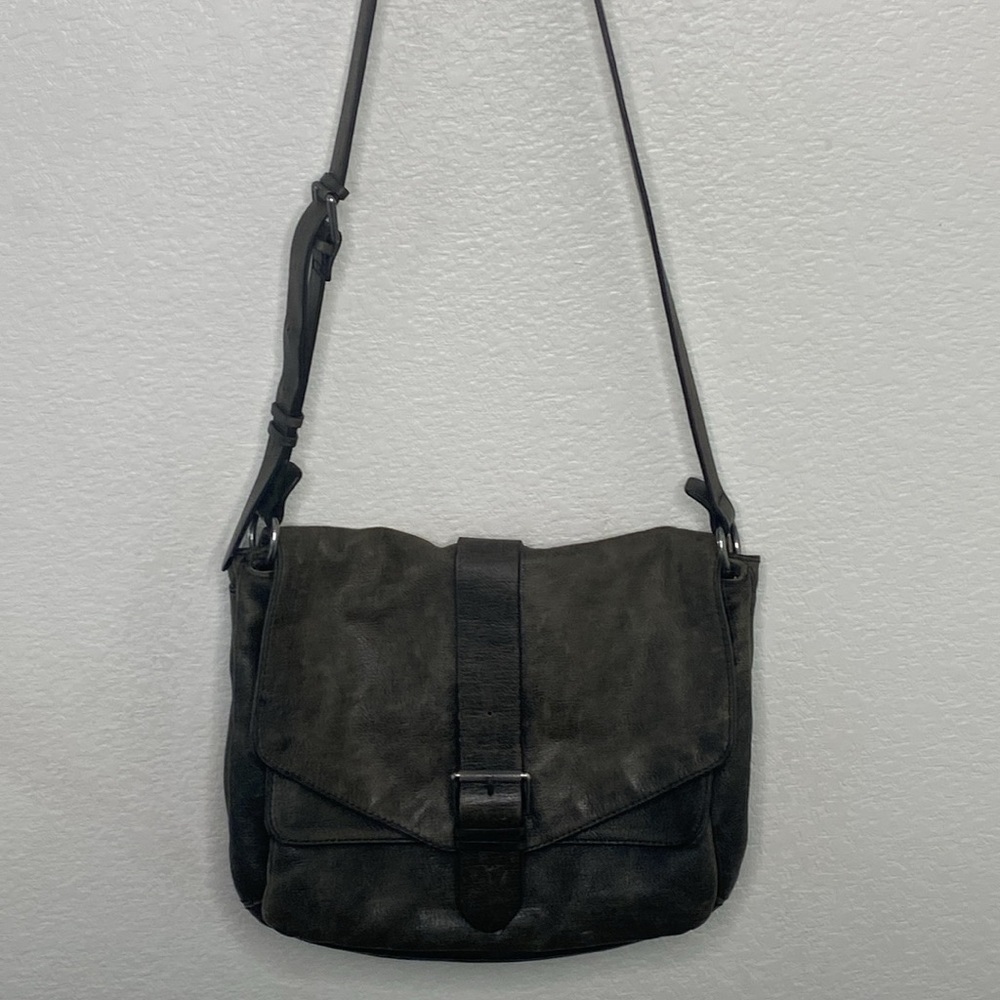 Treasure & Bond Soft Thick Distressed Style Genuine Leather Messenger Bag